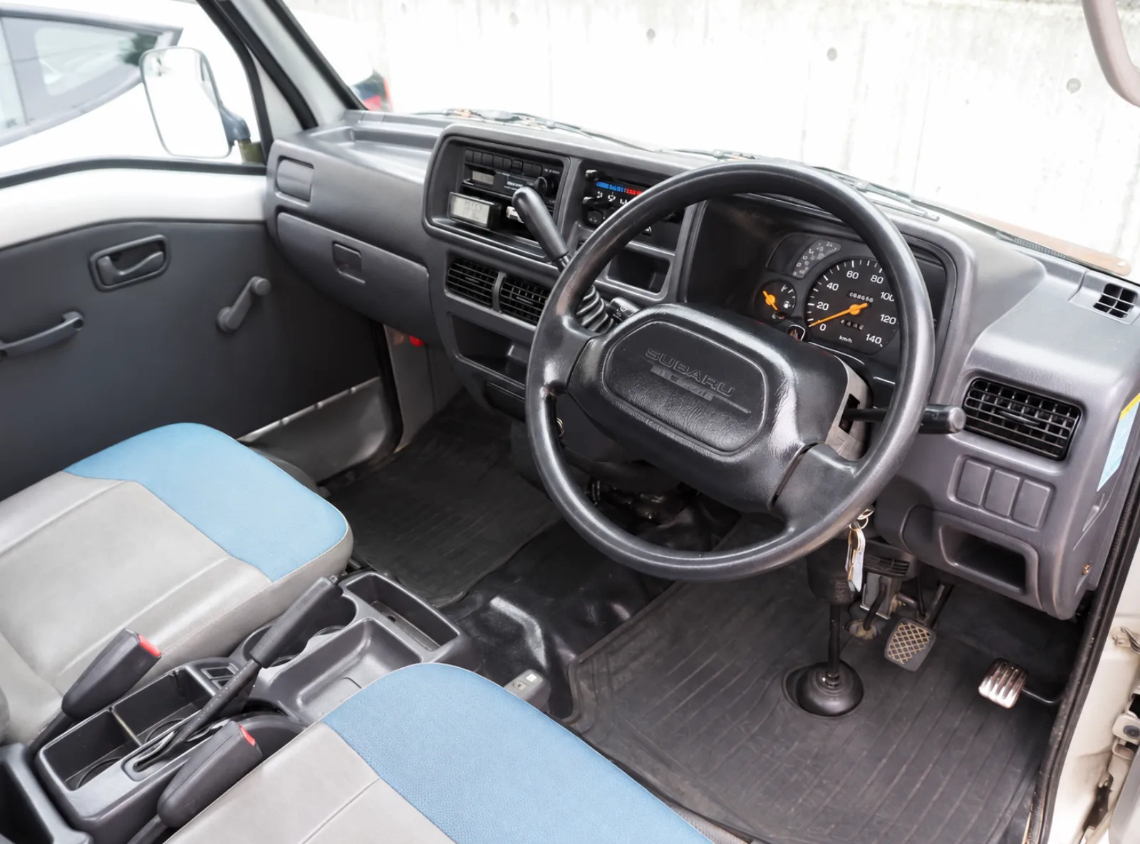 2001 Subaru Sambar Truck TC Supercharged 4WD Automatic thumbnail 4