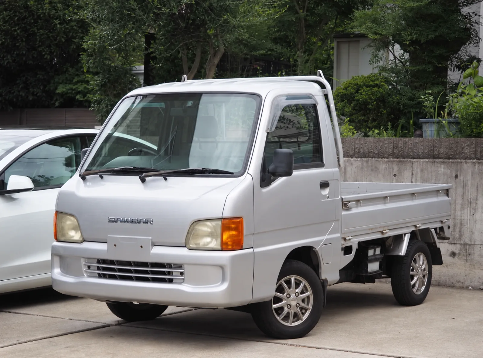 2001 Subaru Sambar Truck TC Supercharged 4WD Automatic - Photo 1